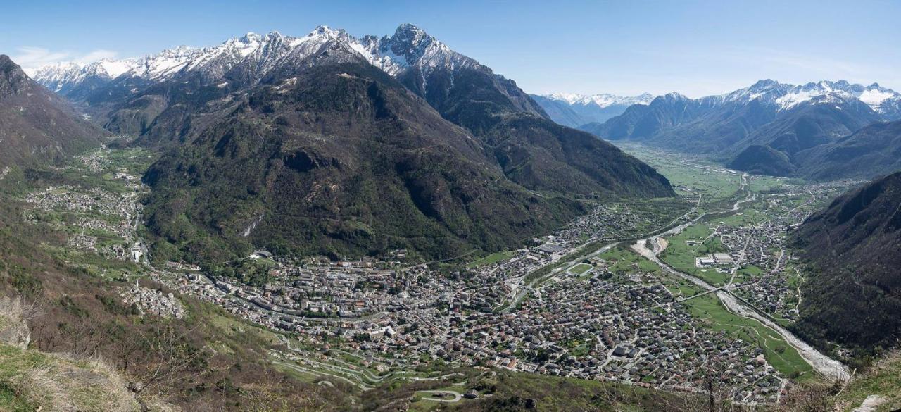 Sofi Apartment Chiavenna Luaran gambar